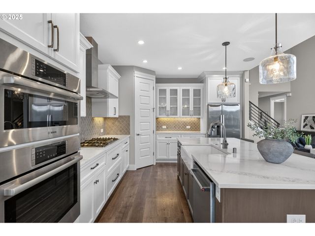 18205 Ne 81ST St, Vancouver, WA 98682