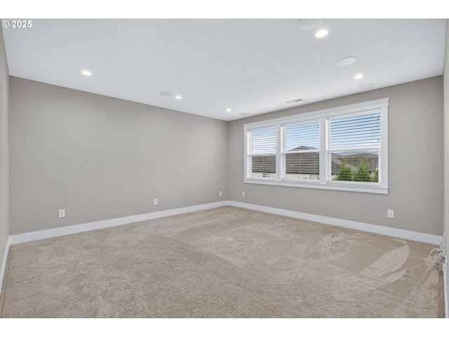 18205 Ne 81ST St, Vancouver, WA 98682