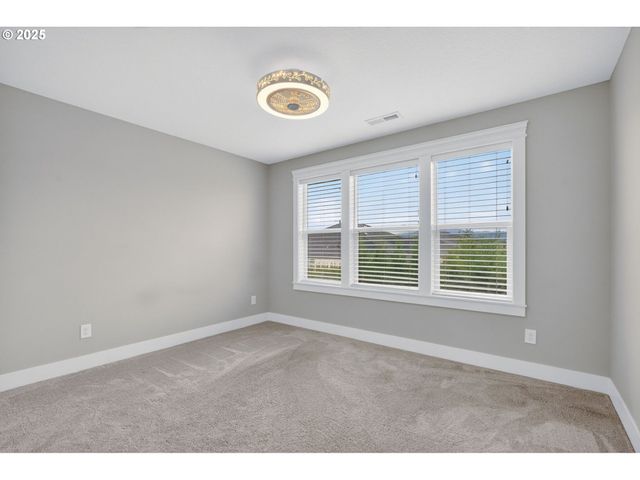 18205 Ne 81ST St, Vancouver, WA 98682