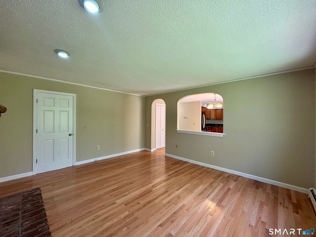 270 North Bride Brook Road, East Lyme, CT 06333