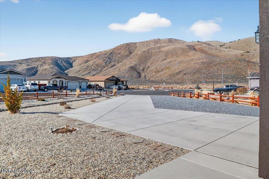 Image 4 of property listing at 18753 Rye Patch Court, Reno, NV 89508