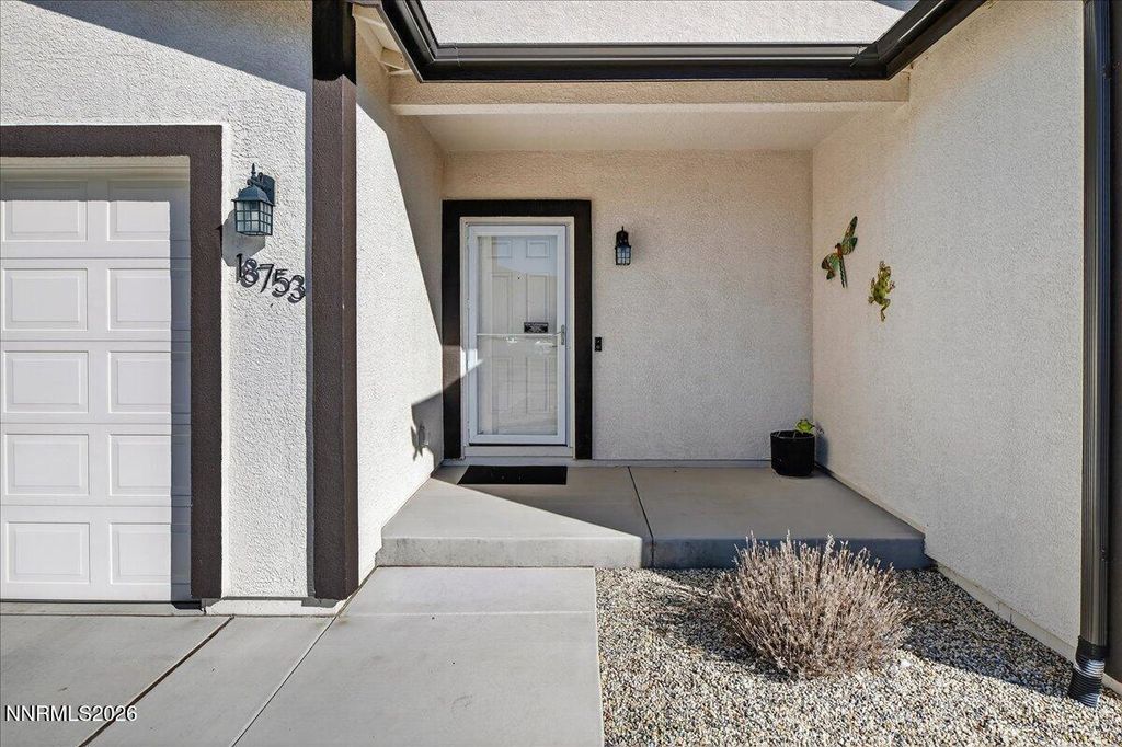 Image 5 of property listing at 18753 Rye Patch Court, Reno, NV 89508