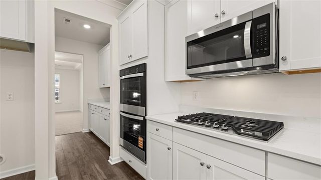 1907 Endress Circle, Hampton, GA 30228
