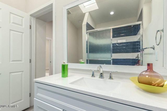 814 S 1st Avenue, Phoenix, AZ 85003