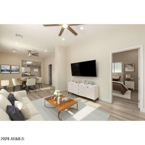 814 S 1st Avenue, Phoenix, AZ 85003