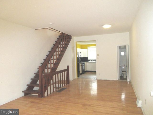 2444 S LAMBERT ST, Philadelphia, PA 19145