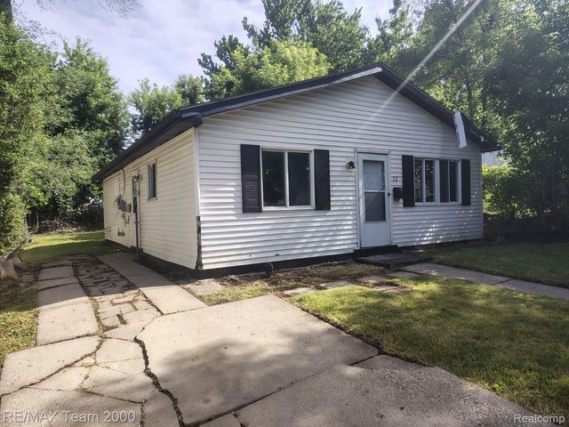 32 N Merrimac Street, Pontiac, MI 48340