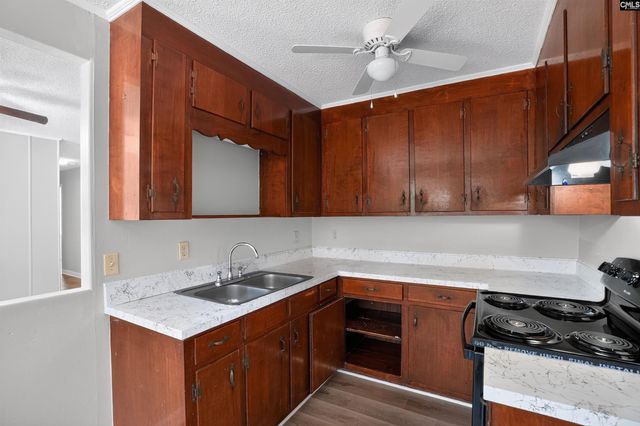 208 Bob White Avenue, Hopkins, SC 29061
