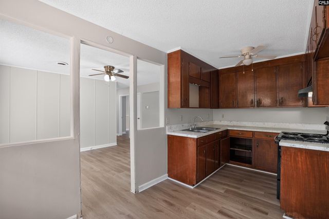 208 Bob White Avenue, Hopkins, SC 29061