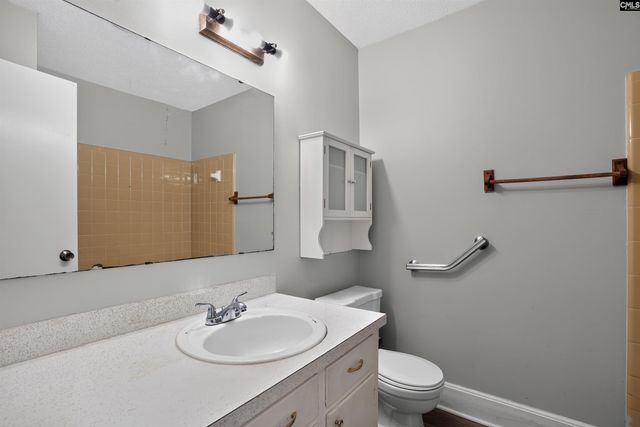 208 Bob White Avenue, Hopkins, SC 29061