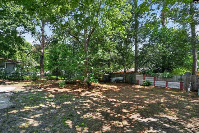 208 Bob White Avenue, Hopkins, SC 29061