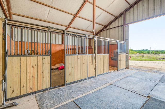 2400 Horsemans Drive, Stephenville, TX 76401
