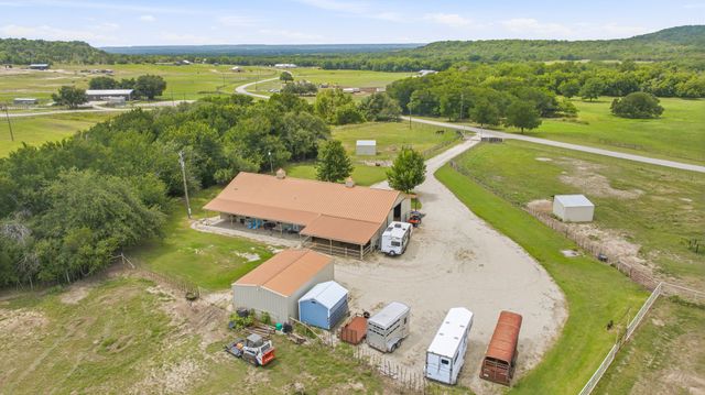 2400 Horsemans Drive, Stephenville, TX 76401