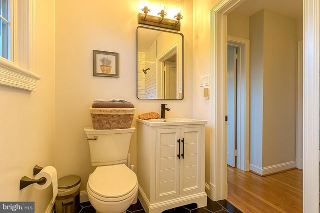 11 E LINDEN ST, Alexandria, VA 22301