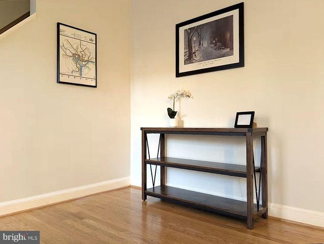 11 E LINDEN ST, Alexandria, VA 22301