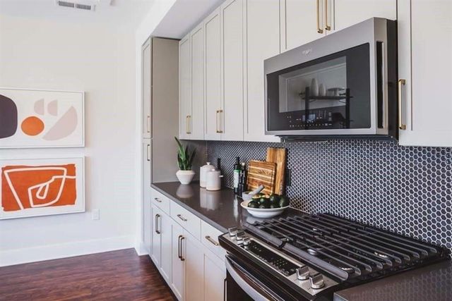 3651 Lenox Road T-B07, Atlanta, GA 30305