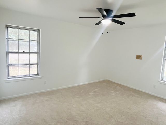 1707 Williamsburg Circle, Ennis, TX 75119