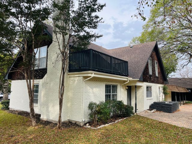1707 Williamsburg Circle, Ennis, TX 75119