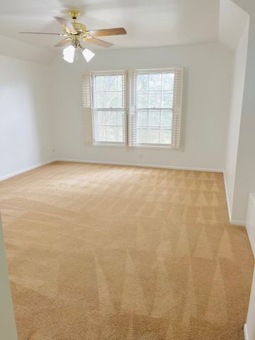 1707 Williamsburg Circle, Ennis, TX 75119