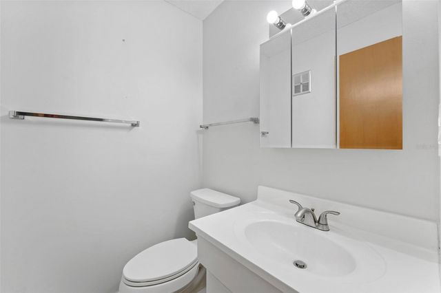 5623 80TH STREET N 203, St Petersburg, FL 33709