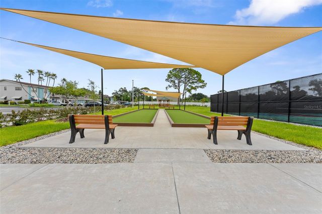 5623 80TH STREET N 203, St Petersburg, FL 33709
