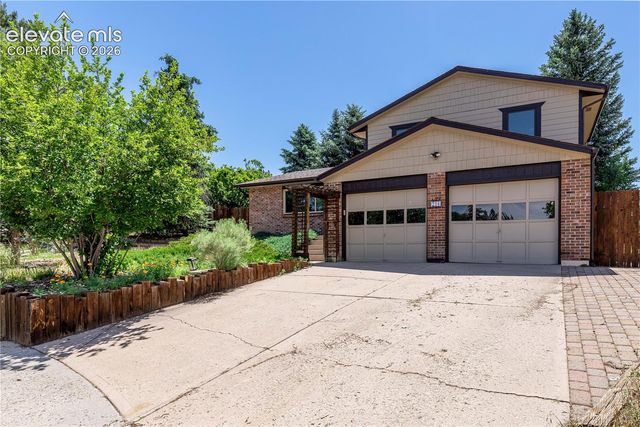 208 Elm Court, Castle Rock, CO 80104