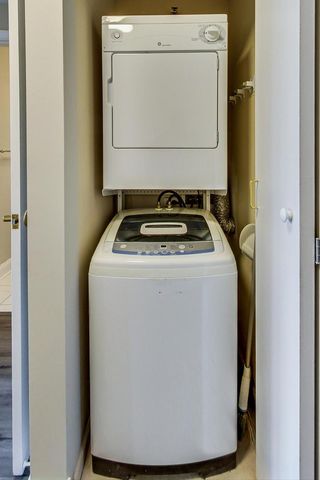 345 N La Salle Drive 902, Chicago, IL 60654