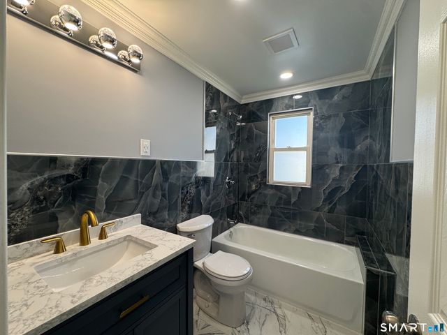 66 Dodd Avenue, Bridgeport, CT 06606