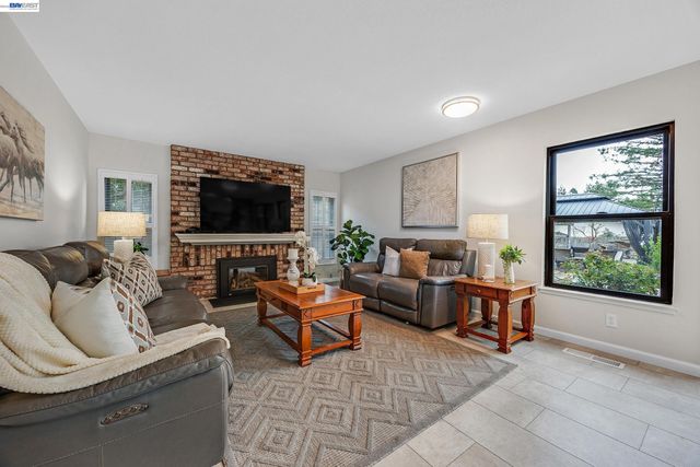 3020 Ascot Dr, San Ramon, CA 94583