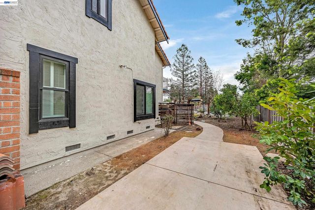 3020 Ascot Dr, San Ramon, CA 94583