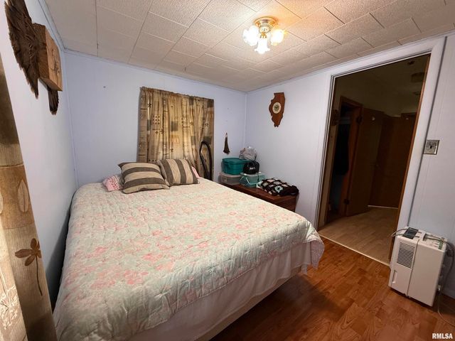 101 N 32ND Street, Herrin, IL 62948