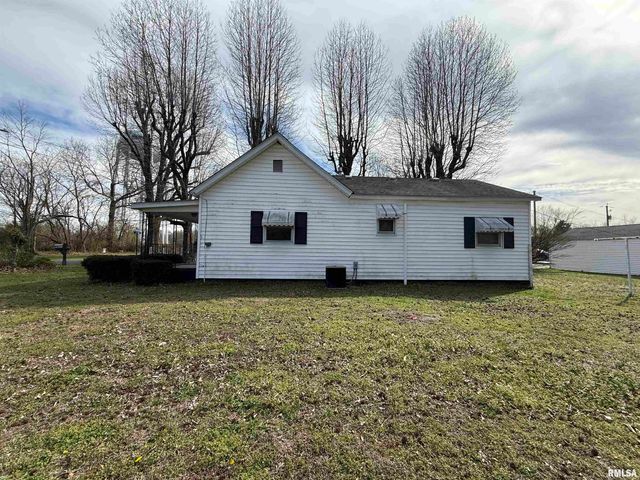 101 N 32ND Street, Herrin, IL 62948