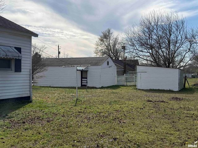 101 N 32ND Street, Herrin, IL 62948