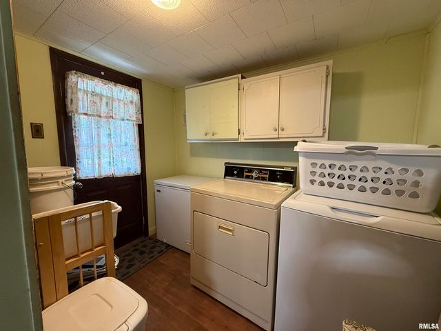 101 N 32ND Street, Herrin, IL 62948