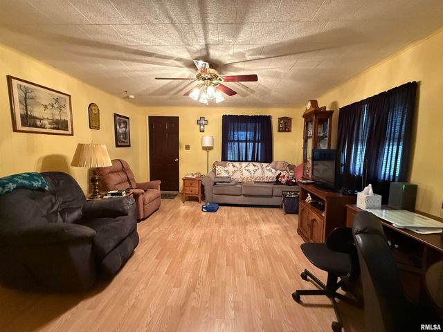 101 N 32ND Street, Herrin, IL 62948