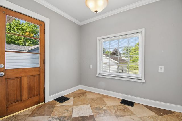 87 Maple Drive, Columbus, OH 43228