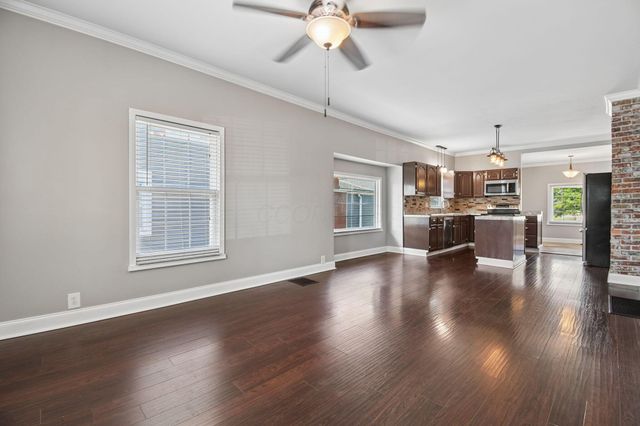 87 Maple Drive, Columbus, OH 43228