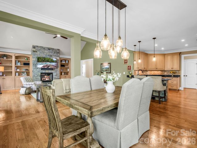 122 Founders Drive, Flat Rock, NC 28731