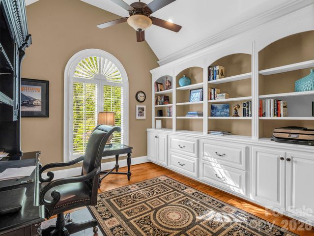 122 Founders Drive, Flat Rock, NC 28731