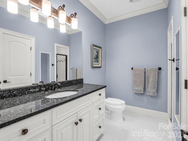 122 Founders Drive, Flat Rock, NC 28731