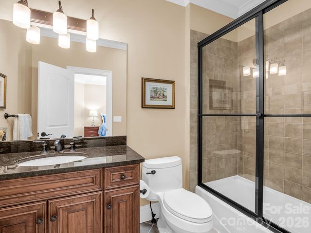 122 Founders Drive, Flat Rock, NC 28731