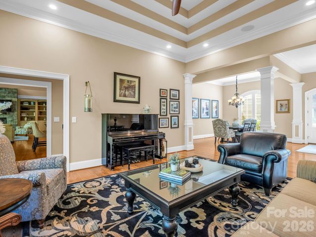 122 Founders Drive, Flat Rock, NC 28731