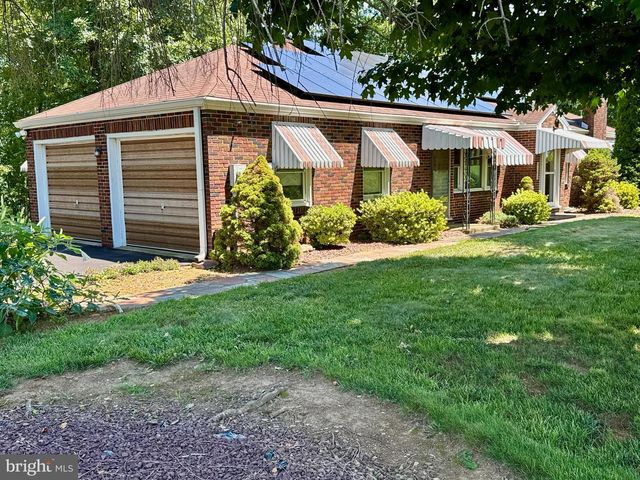 9100 YELLOW CHURCH RD, Seven Valleys, PA 17360