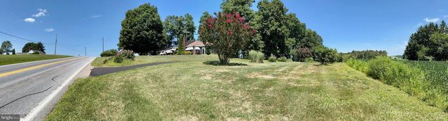 9100 YELLOW CHURCH RD, Seven Valleys, PA 17360