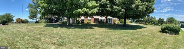 9100 YELLOW CHURCH RD, Seven Valleys, PA 17360