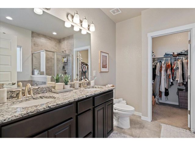 1840 Holloway Dr, Windsor, CO 80550