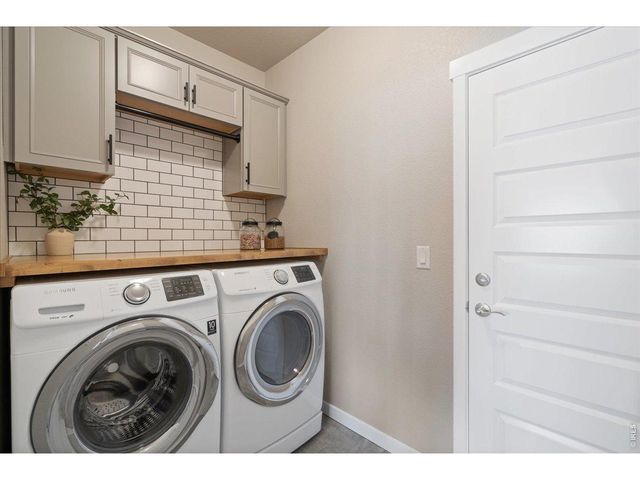 1840 Holloway Dr, Windsor, CO 80550