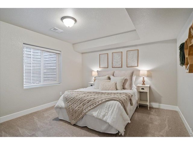 1840 Holloway Dr, Windsor, CO 80550