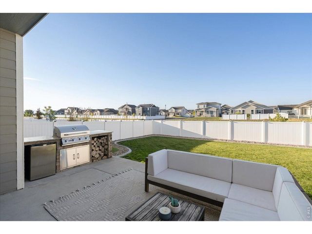 1840 Holloway Dr, Windsor, CO 80550