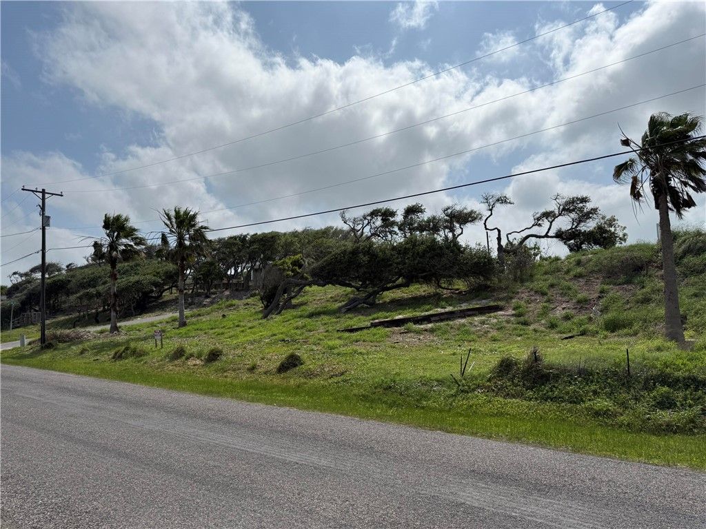102 Bay Road, Rockport, TX 78382 — photo 2